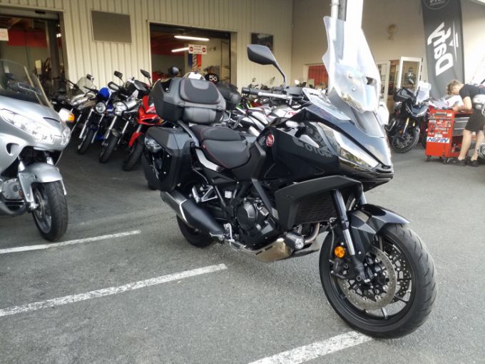 HONDA NT1100 4