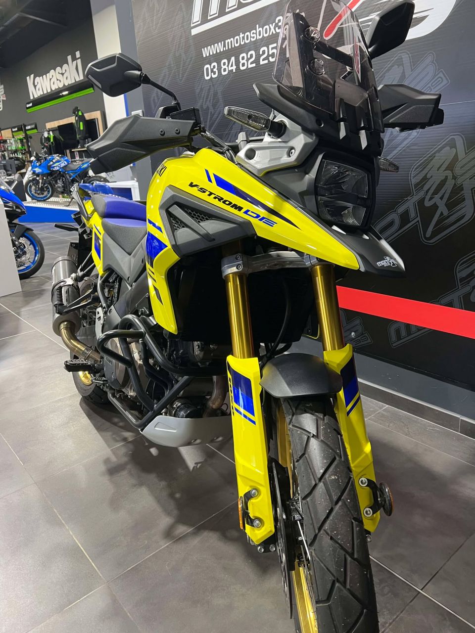 SUZUKI V-STROM 1050DE 4
