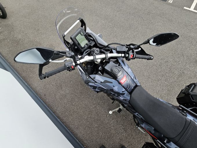 YAMAHA XTZ TENERE 700 4