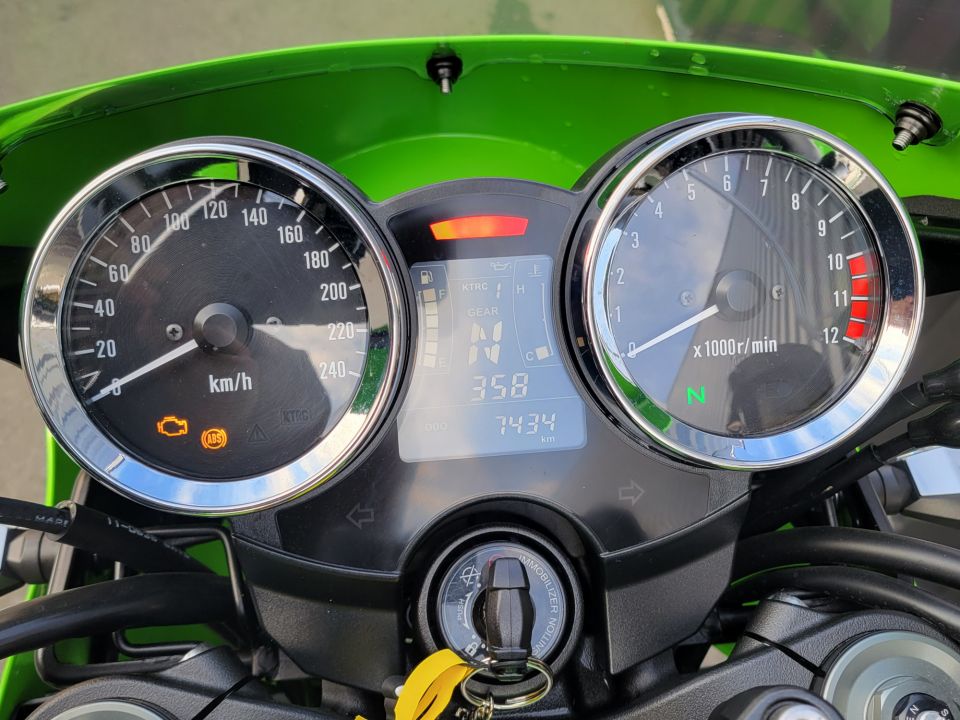 KAWASAKI z 900 racer cafe 4