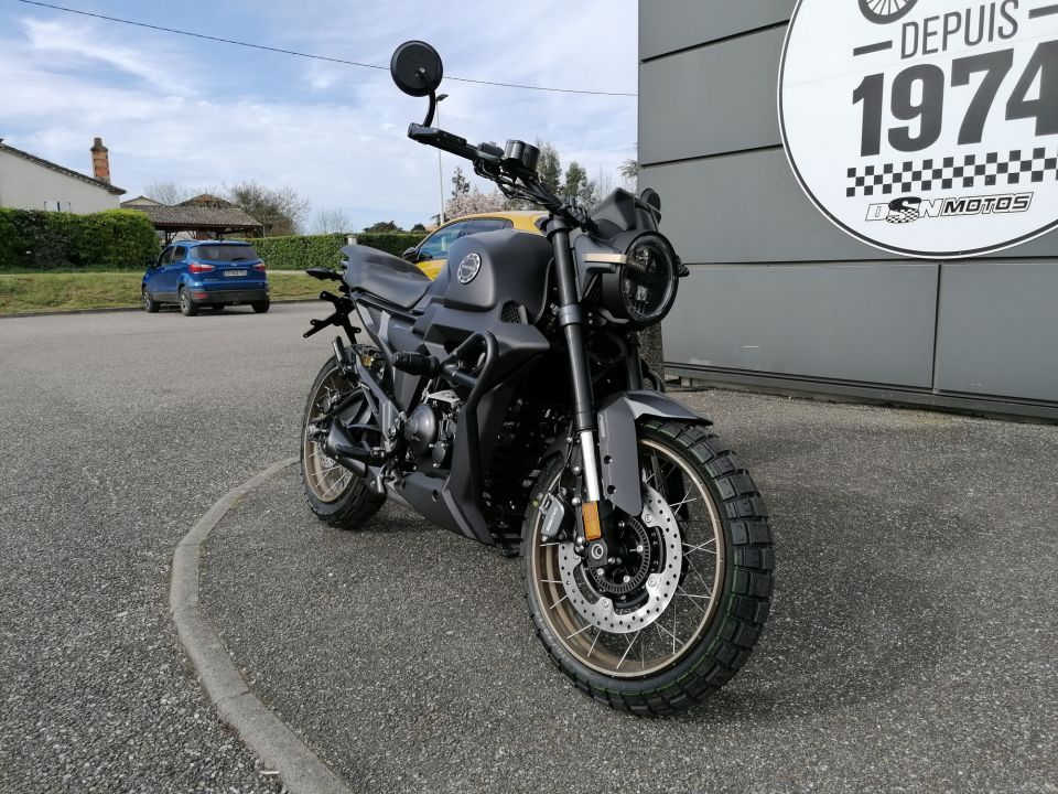 ZONTES 125 SCRAMBLER X 4