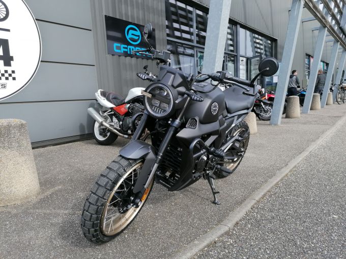 ZONTES 125 SCRAMBLER X 4