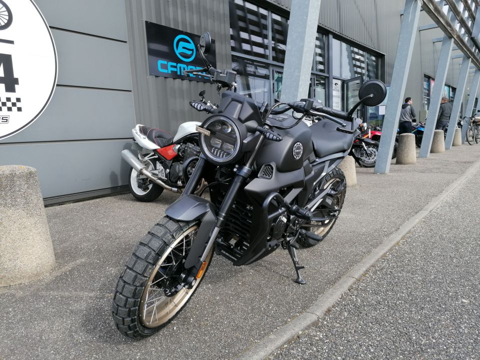 ZONTES 125 SCRAMBLER X 4