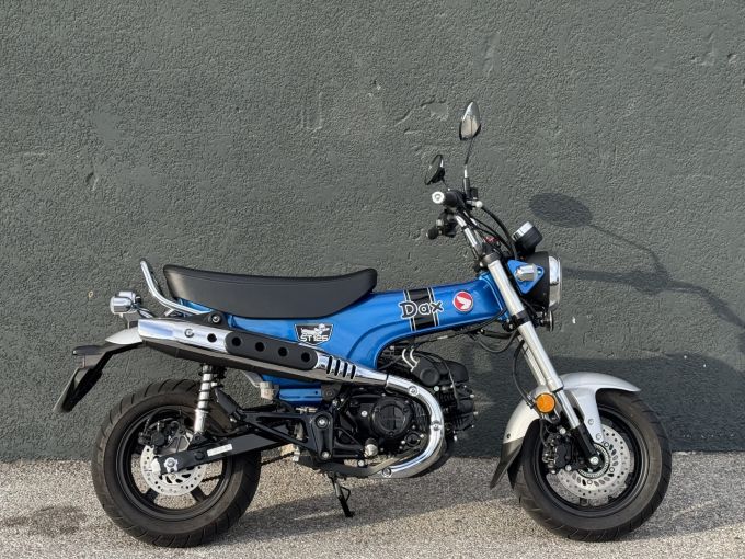 HONDA DAX ST 4