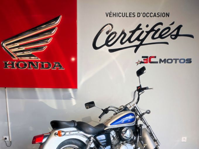 HONDA SHADOW 125 4