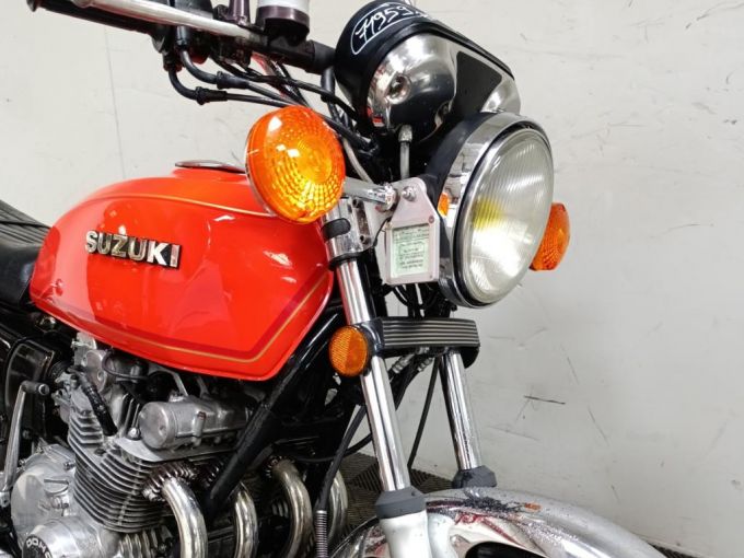 SUZUKI GSE 750 4