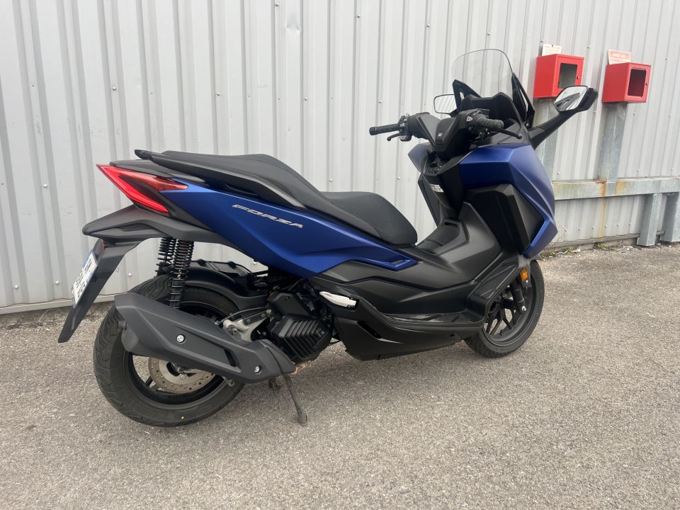 HONDA NSS FORZA 125 4