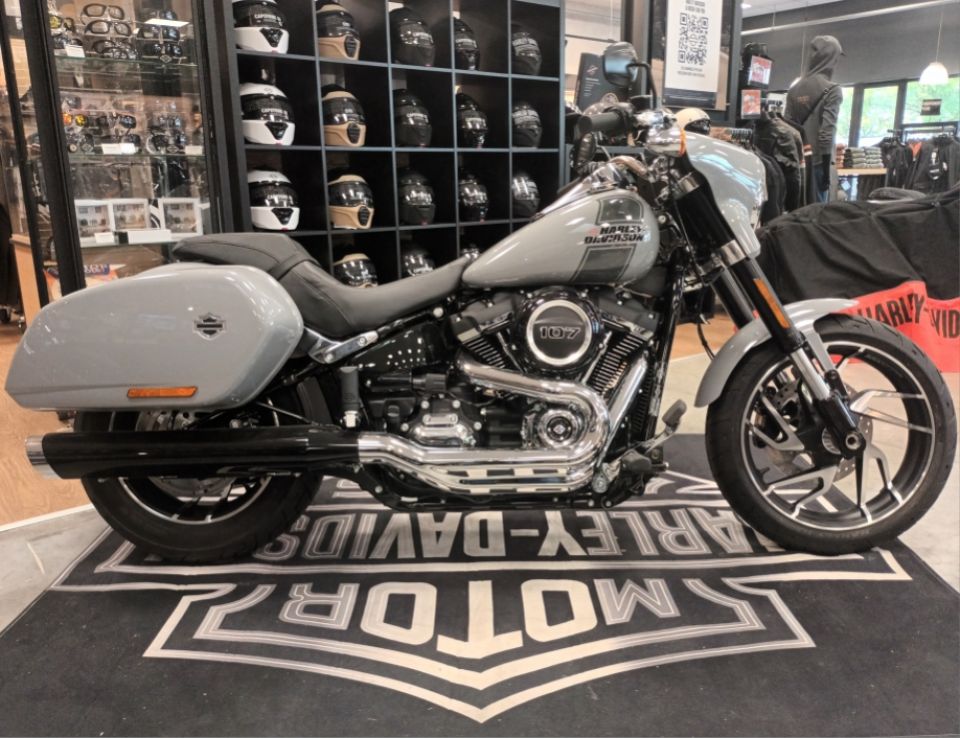 HARLEY-DAVIDSON SOFTAIL SPORT GLIDE 1745 4