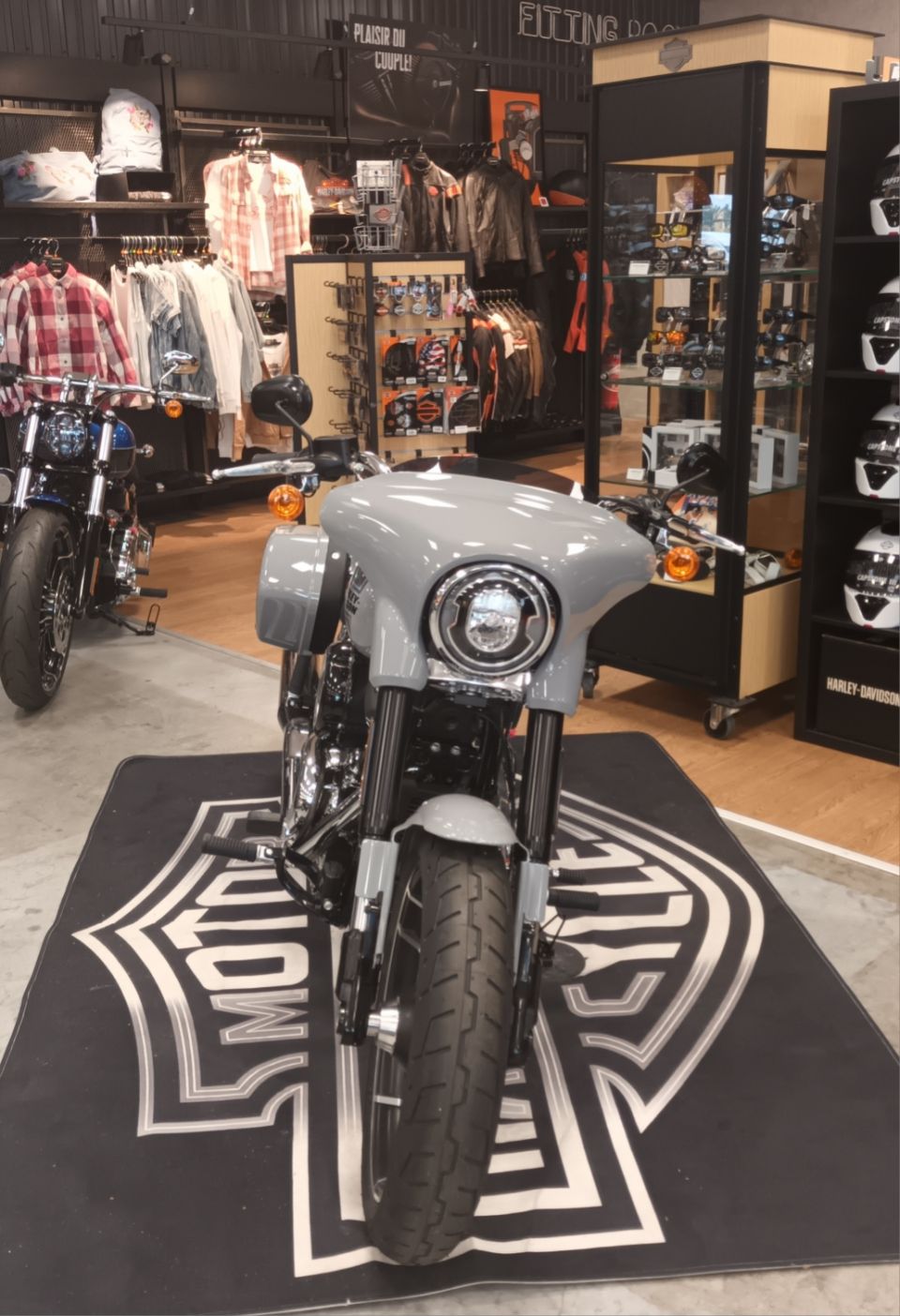 HARLEY-DAVIDSON SOFTAIL SPORT GLIDE 1745 4