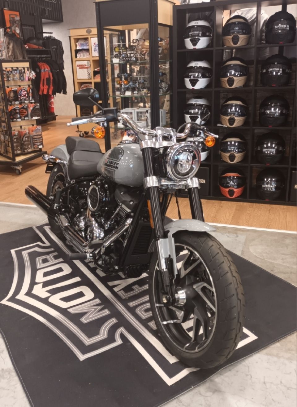 HARLEY-DAVIDSON SOFTAIL SPORT GLIDE 1745 4