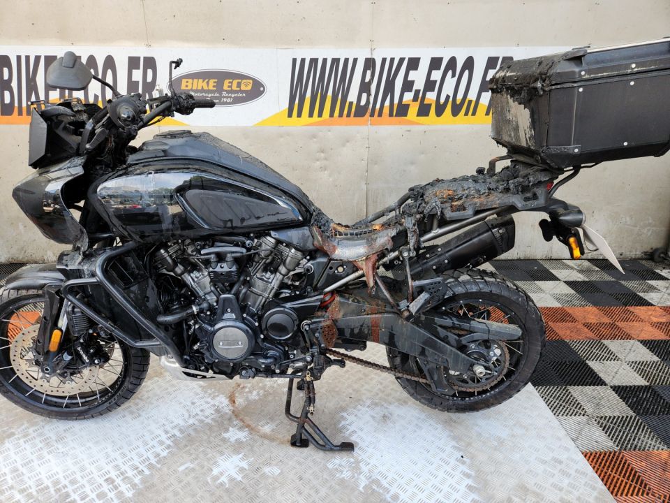 HARLEY-DAVIDSON ADVENTURE PAN AMERICA 1250 4