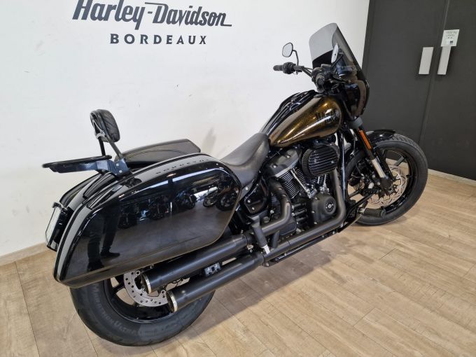 HARLEY-DAVIDSON SOFTAIL LOW RIDER 1868 S 4