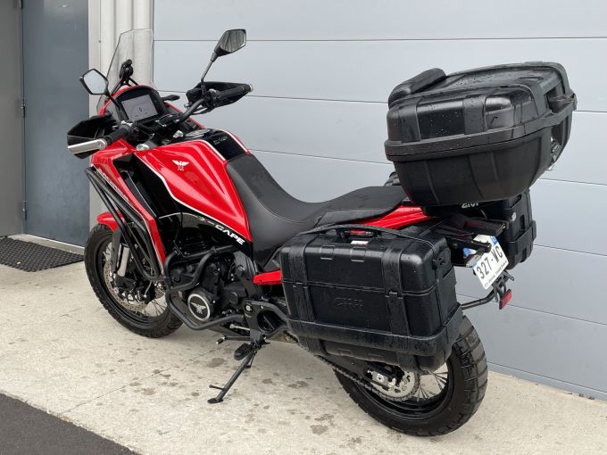 MOTO MORINI X-cape 650 4