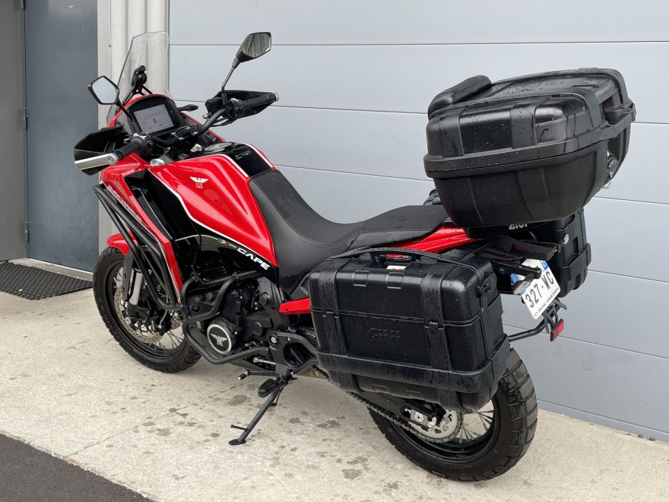 MOTO MORINI X-cape 650 4