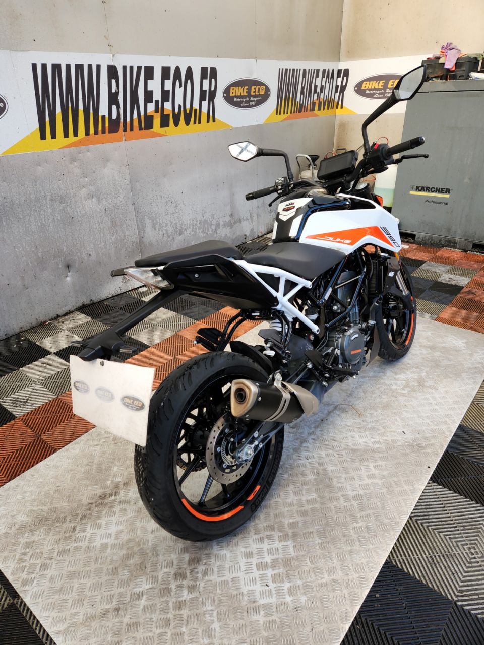 KTM 390 DUKE ABS 4