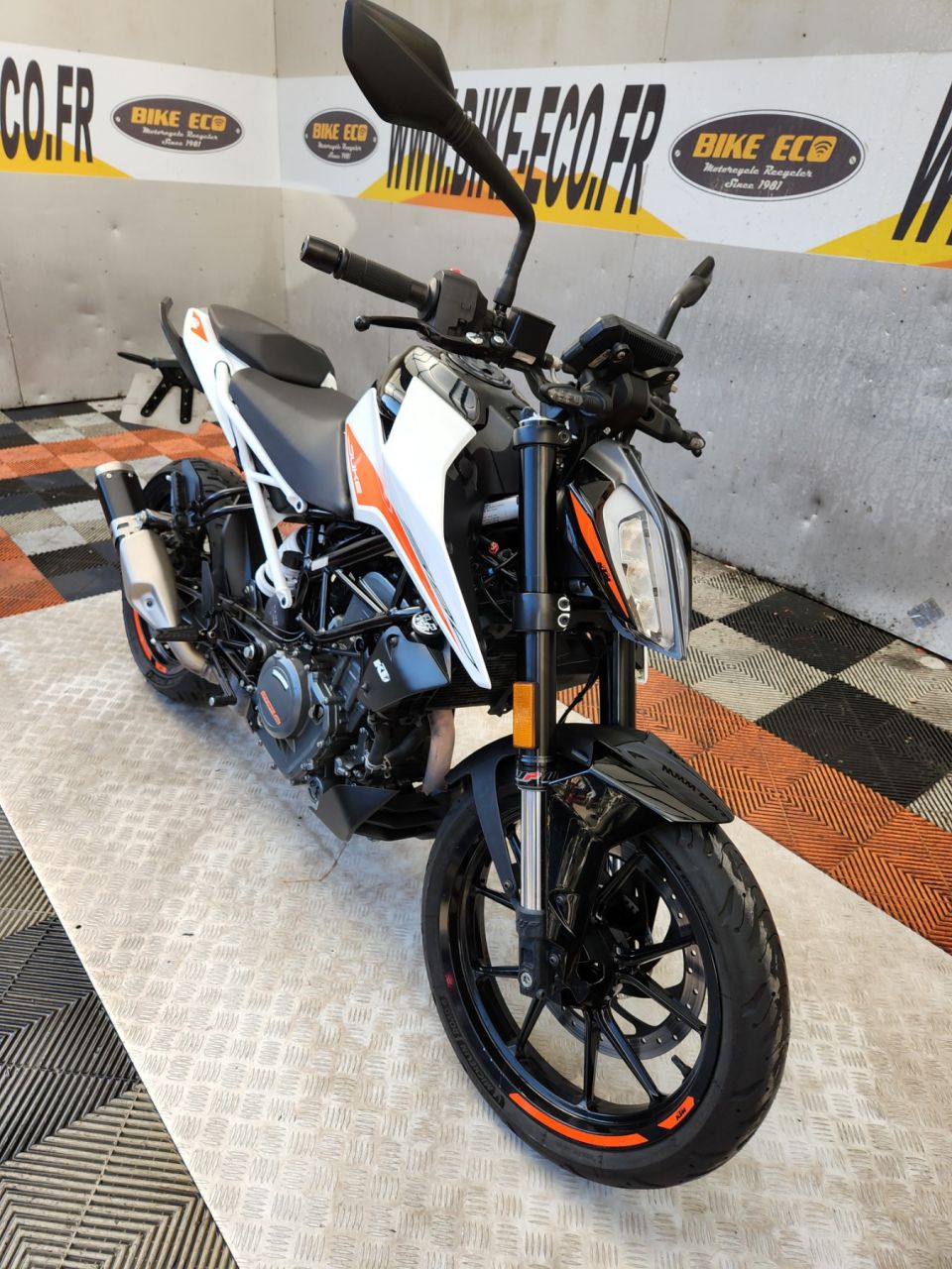 KTM 390 DUKE ABS 4