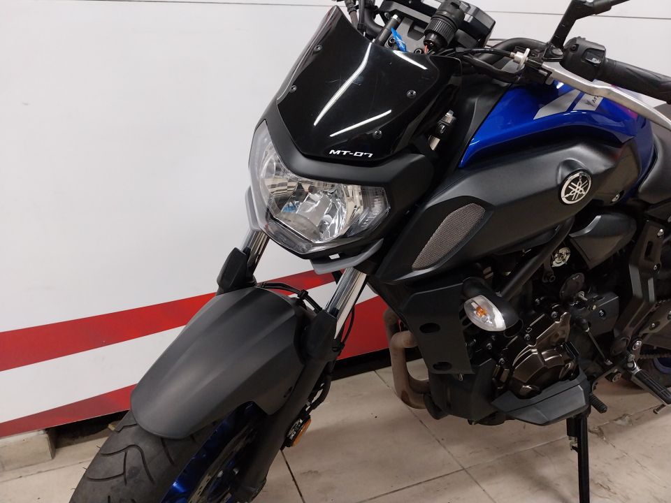 YAMAHA MT 07 BRIDE  A2 4