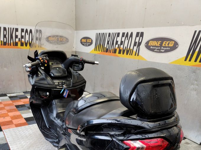 SUZUKI BURGMAN 650 4
