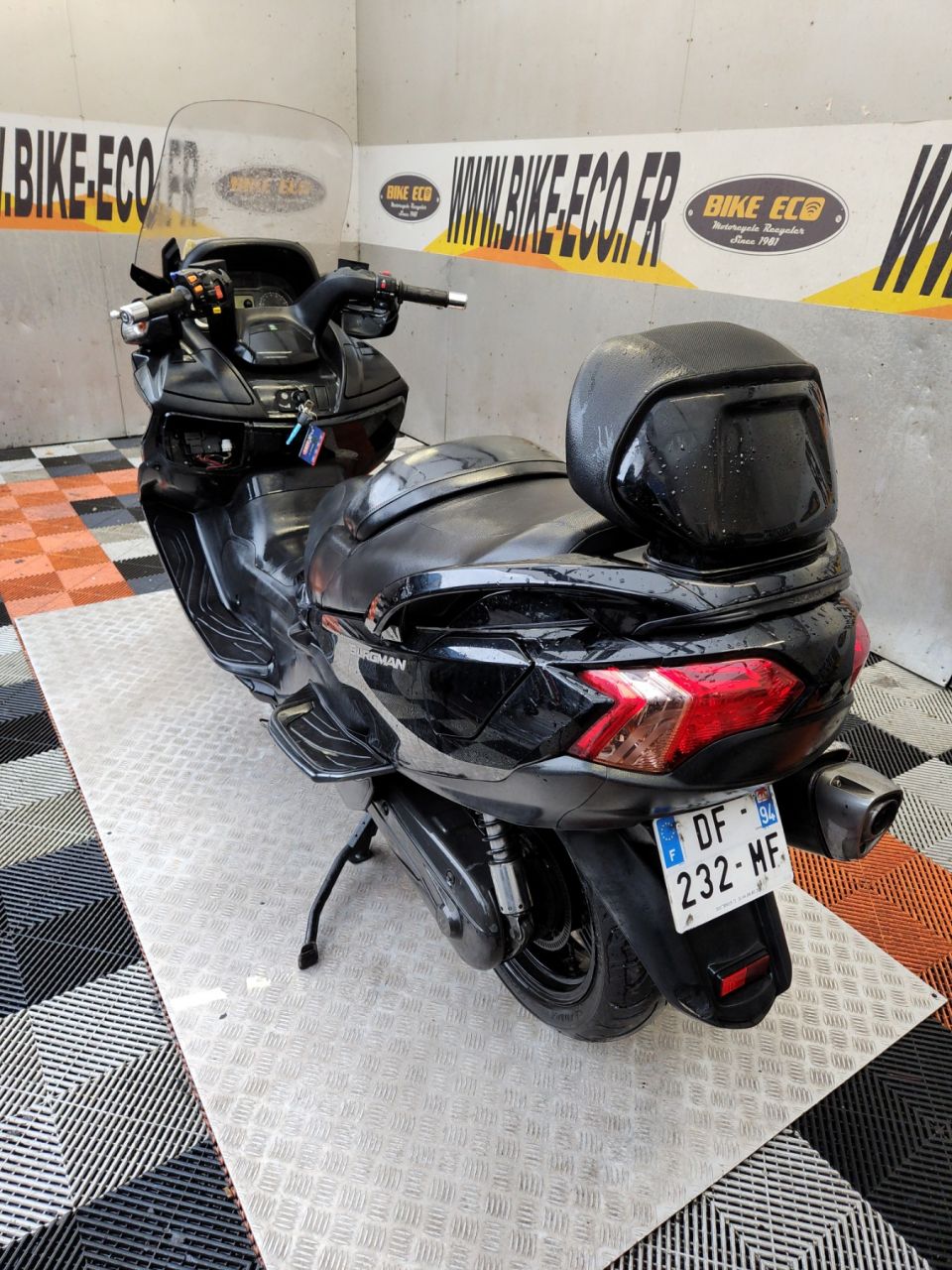 SUZUKI BURGMAN 650 4
