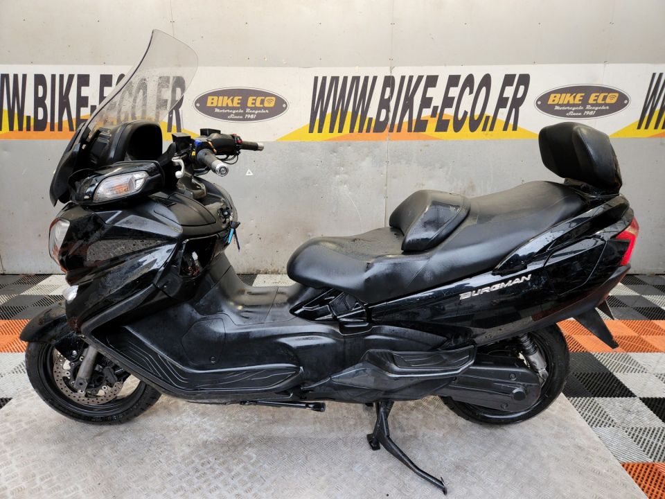 SUZUKI BURGMAN 650 4