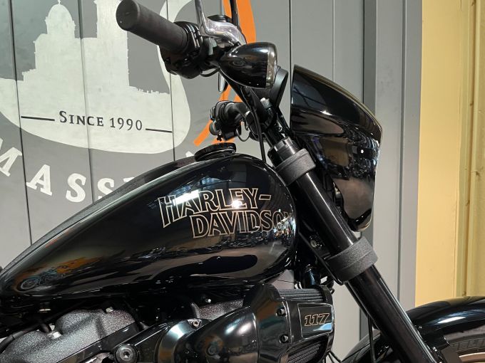 HARLEY-DAVIDSON SOFTAIL LOW RIDER 1923 S 4