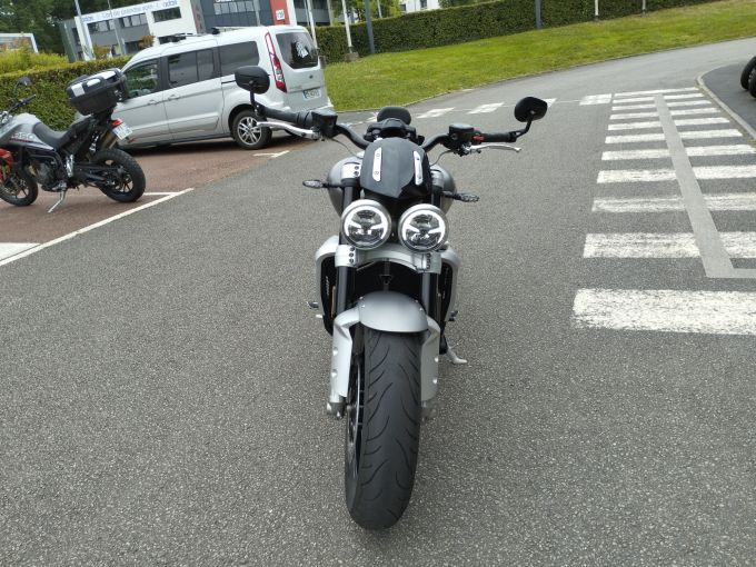 TRIUMPH ROCKET 3 R 4