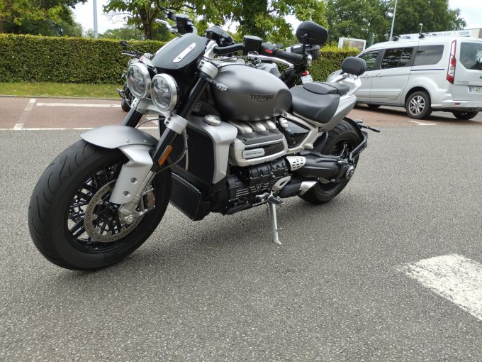 TRIUMPH ROCKET 3 R 4