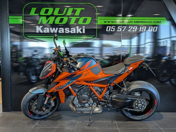 KTM 1290 SUPER DUKE R 4