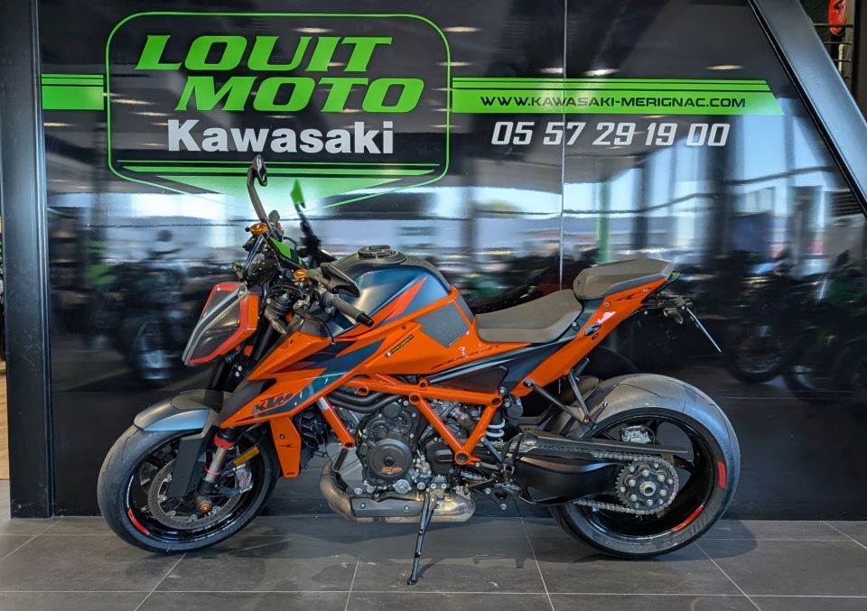 KTM 1290 SUPER DUKE R 4