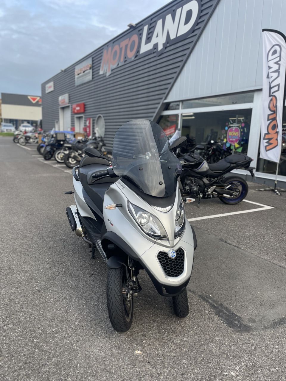 PIAGGIO MP3 500 LT 4