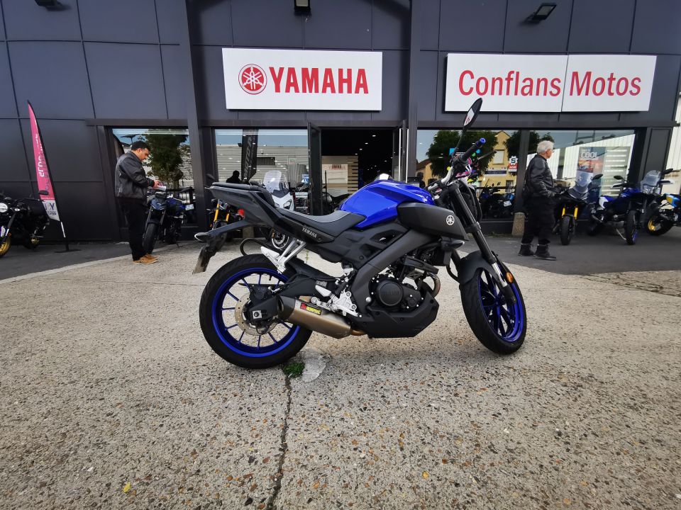 YAMAHA MT-125 4