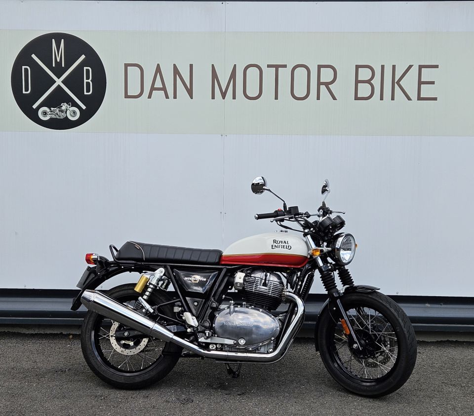 ROYAL ENFIELD INTERCEPTOR 4