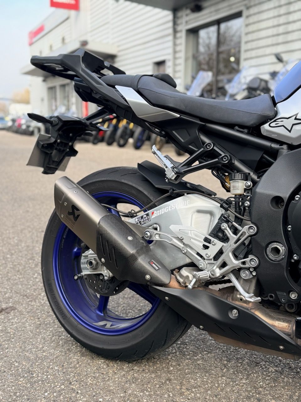 YAMAHA MT-10 SP 4