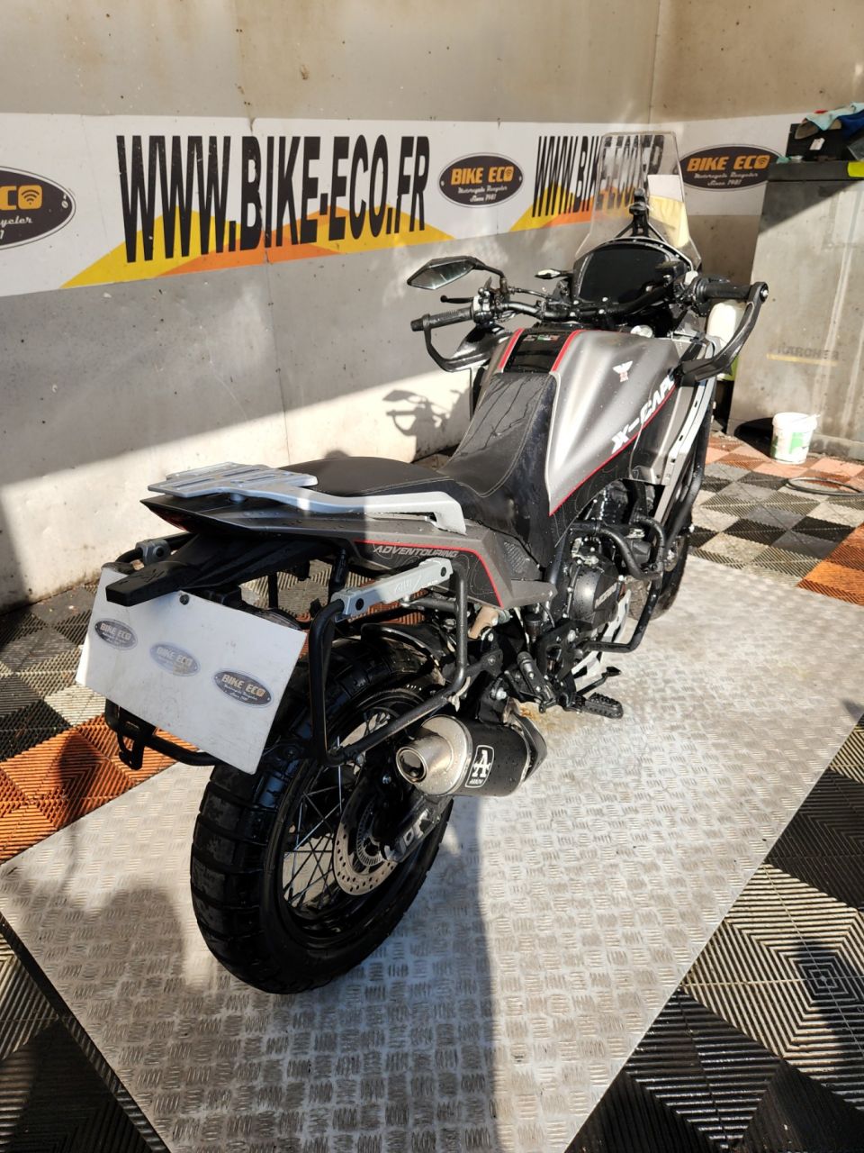 MOTO MORINI X-cape 650 4