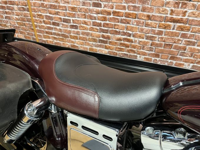 HARLEY-DAVIDSON DYNA SUPER GLIDE 1450 CUSTOM 4