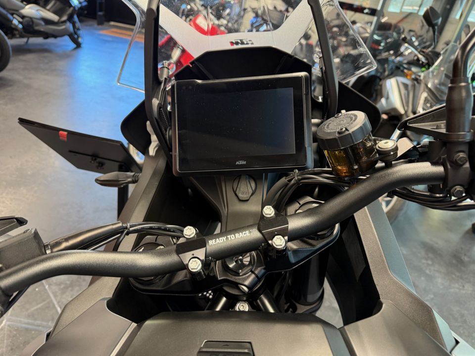 KTM 1290 SUPER ADVENTURE S 4