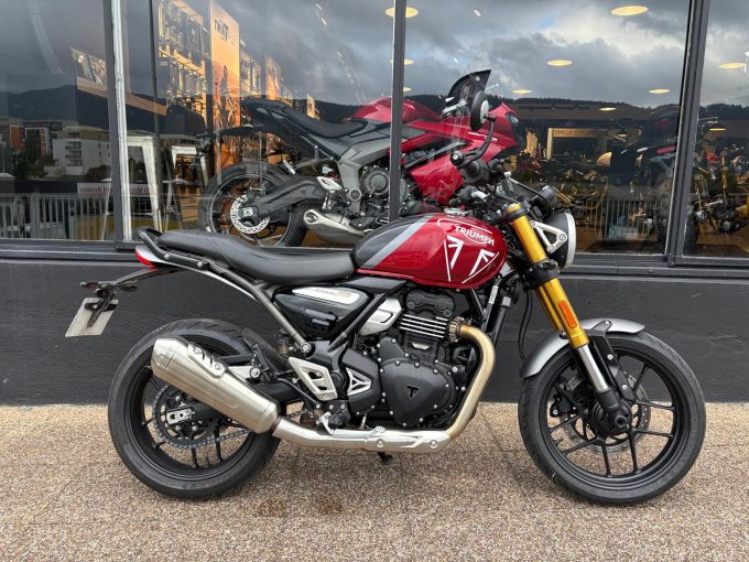 TRIUMPH SPEED 400 4