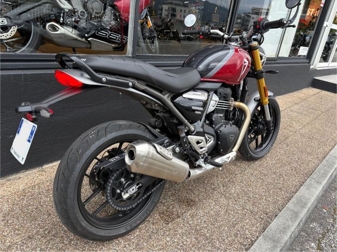 TRIUMPH SPEED 400 4