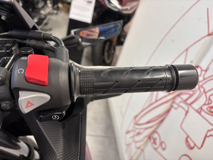 HONDA CBR 500 R 4