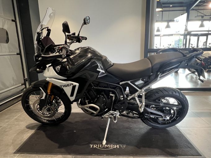 TRIUMPH TIGER 900 RALLY PRO 4