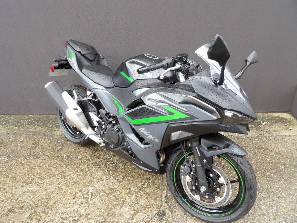 KAWASAKI NINJA 500 SE A2 4