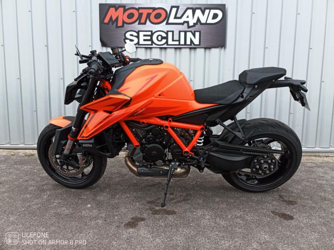 KTM 1390 SUPER DUKE R 4