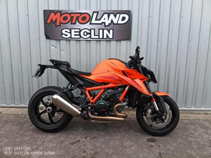 KTM 1390 SUPER DUKE R 4