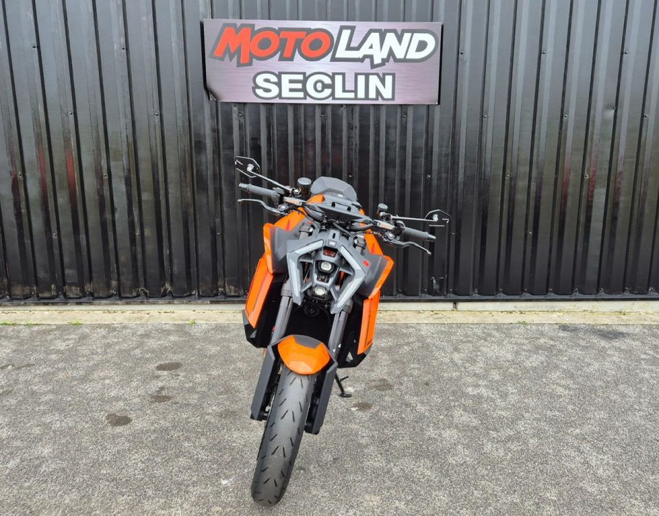 KTM 1390 SUPER DUKE R 4