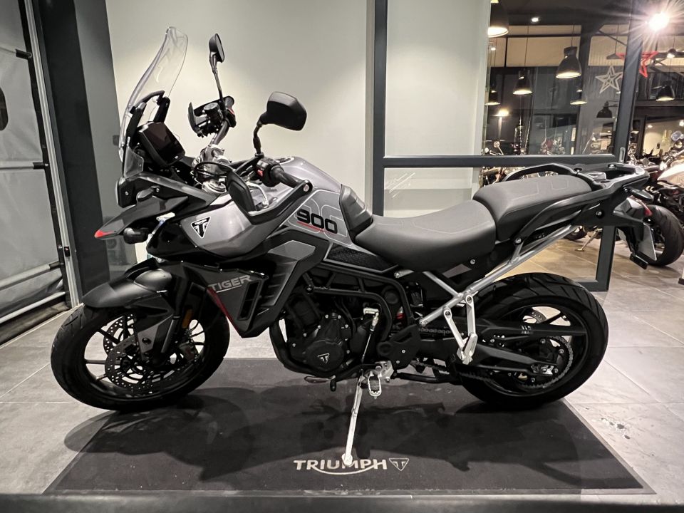 TRIUMPH Tiger 900 GT PRO 4