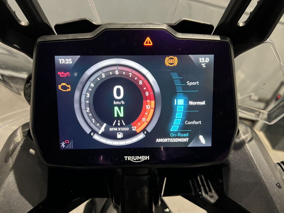 TRIUMPH Tiger 900 GT PRO 4