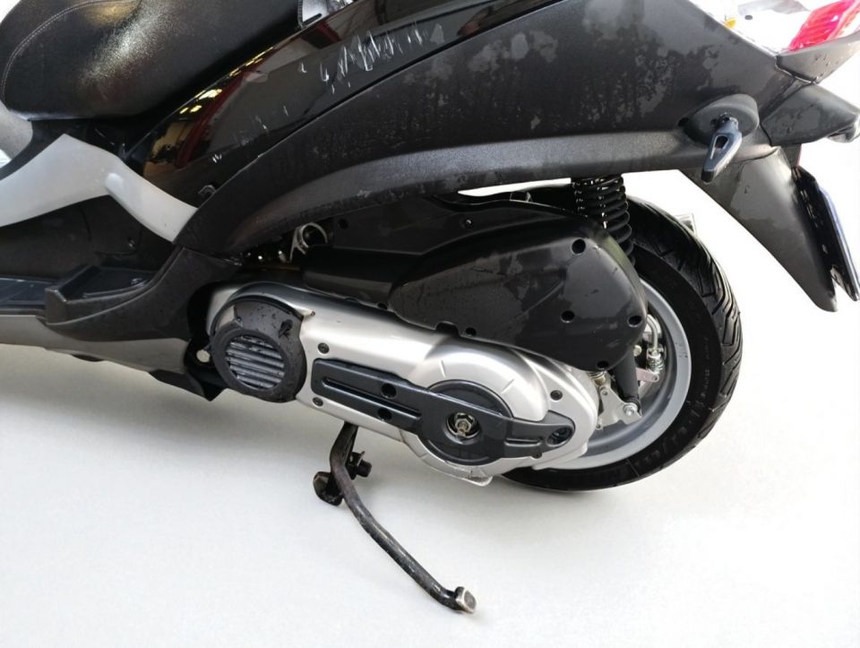 PIAGGIO MP3 400 4