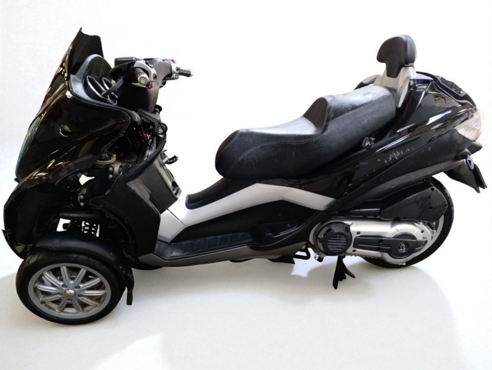 PIAGGIO MP3 400 4