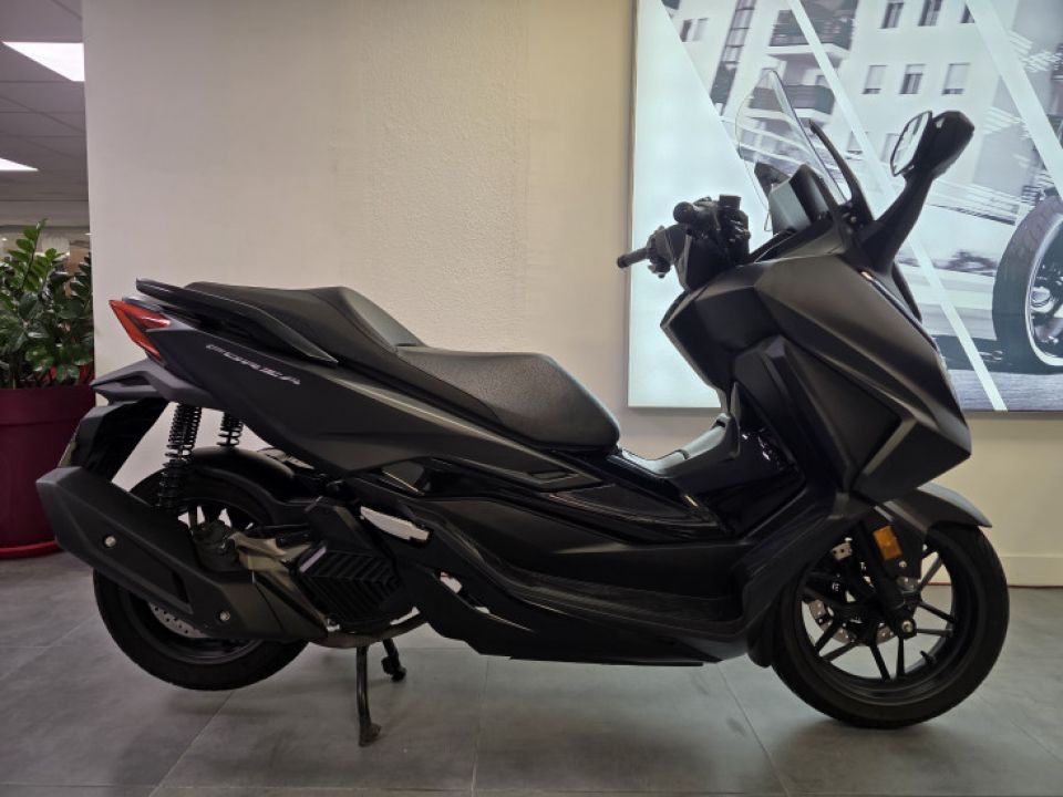 HONDA FORZA 125 ABS 4