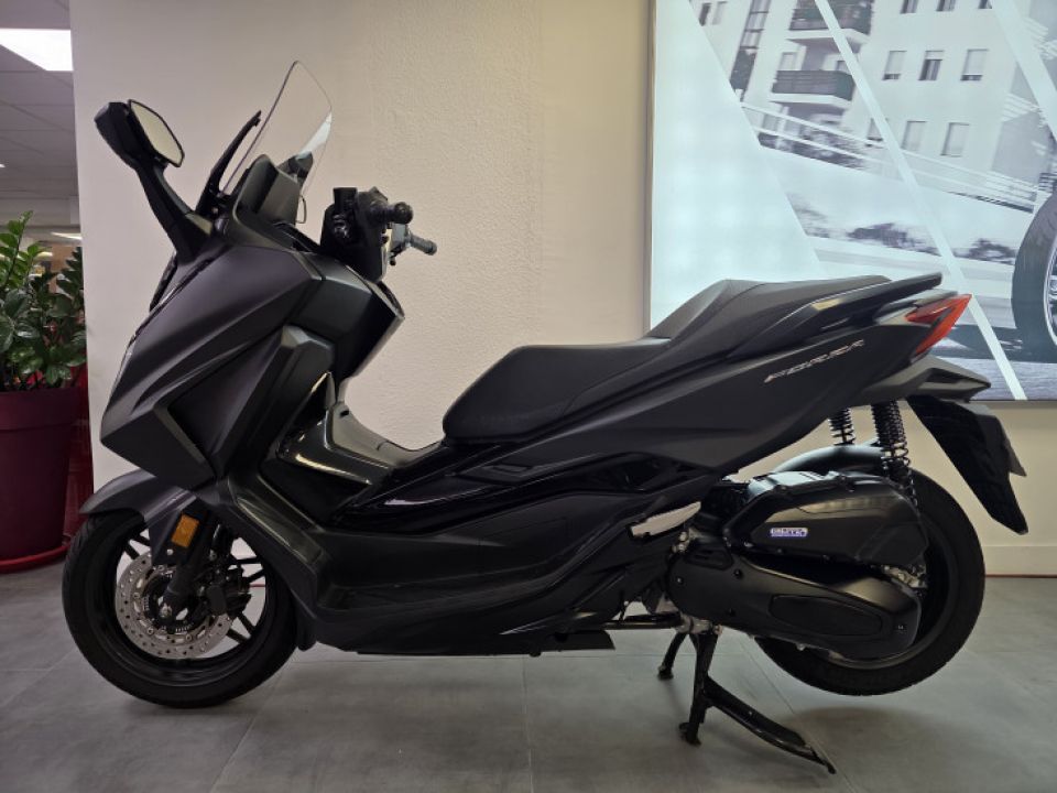 HONDA FORZA 125 ABS 4